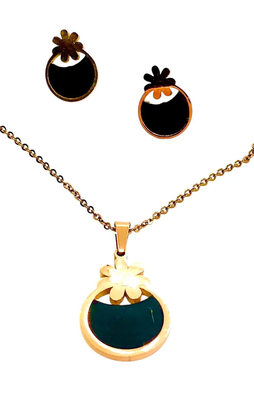 Black rose gold pendant set