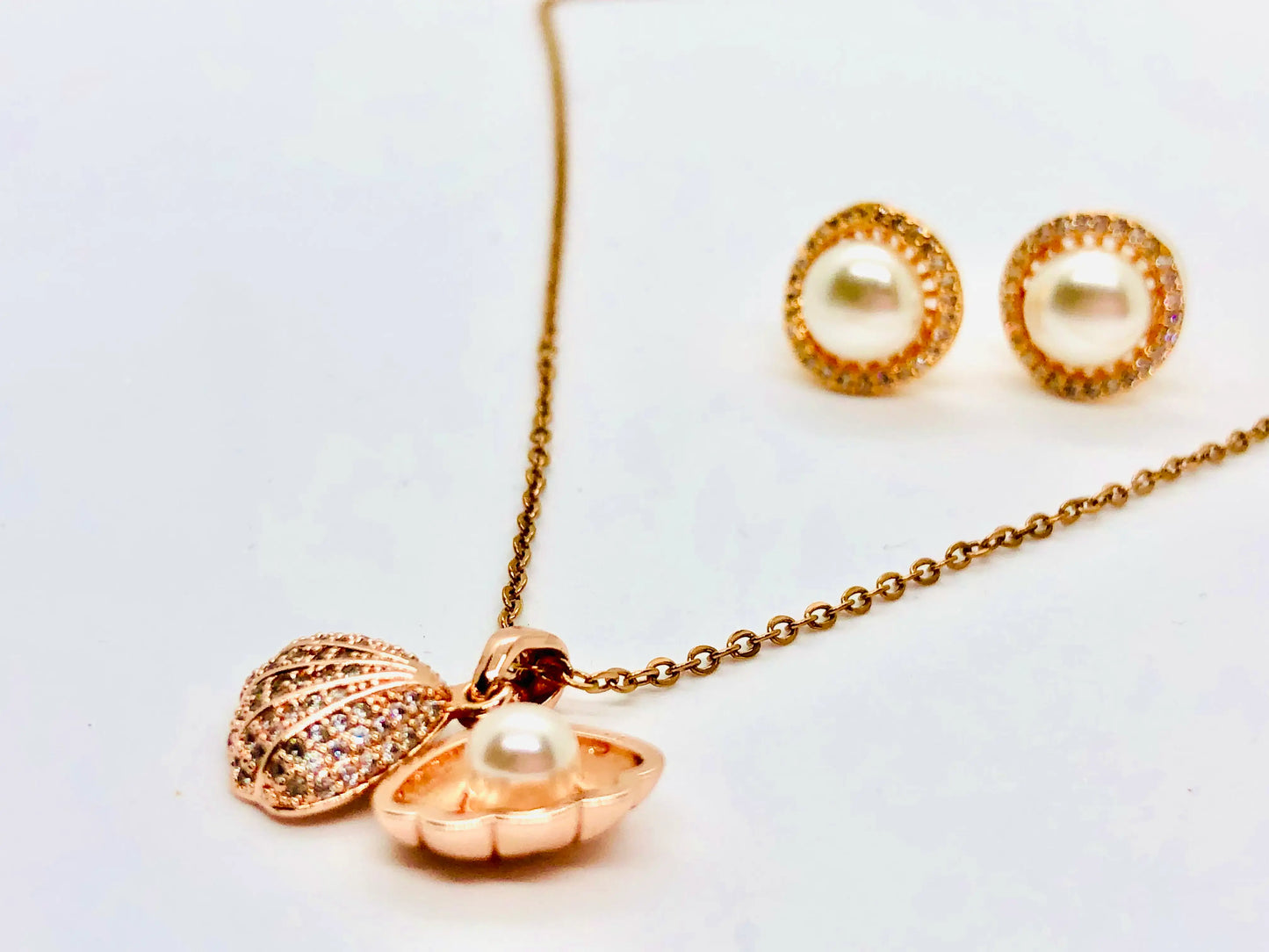 Rose Gold Seashell Pendant Charm