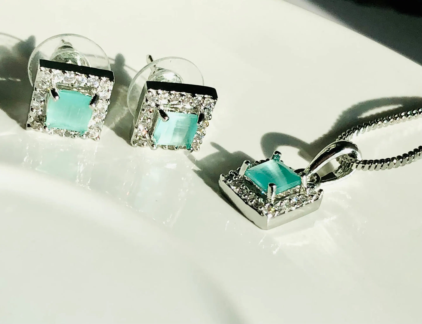 Stylish Teal and Silver Pendant Collection