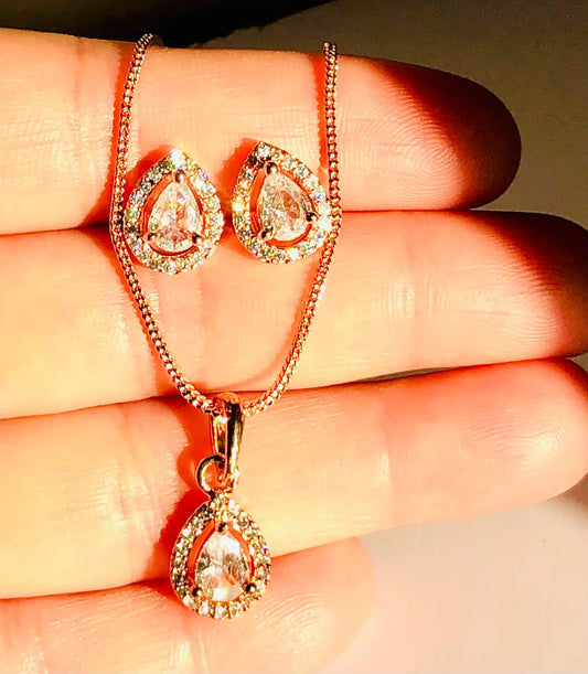 Elegant Teardrop Rose Gold Pendant Set Adorned with White Gemstones