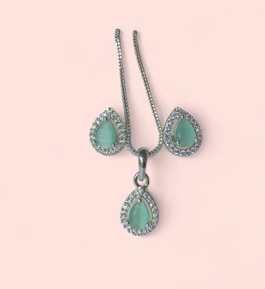 Teal and Silver Tear Drop Pendant Jewelry Set