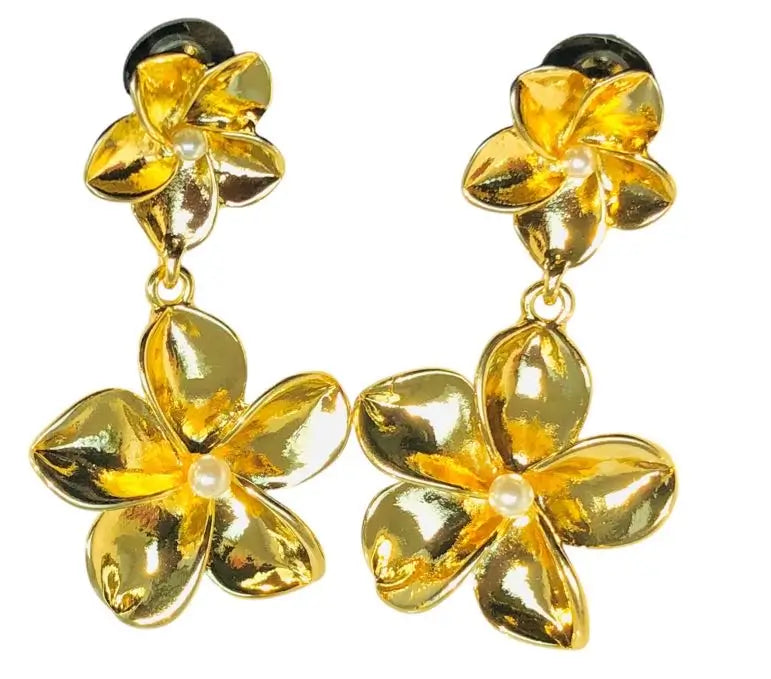 Elegant Twin Golden Floral Earrings