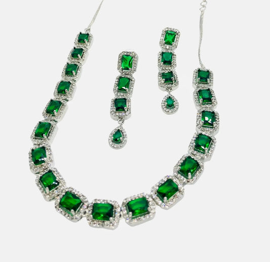 Stunning Emerald Gemstone Jewelry Set with Silver Accents